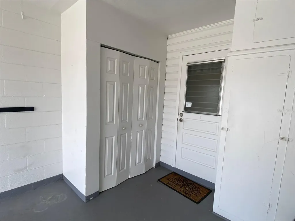5105 Rose Place N Pinellas Park FL 33782