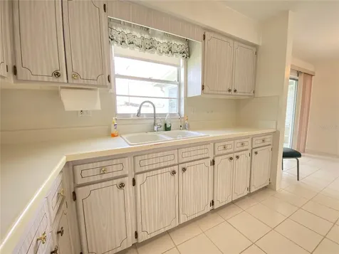 5105 Rose Place N Pinellas Park FL 33782