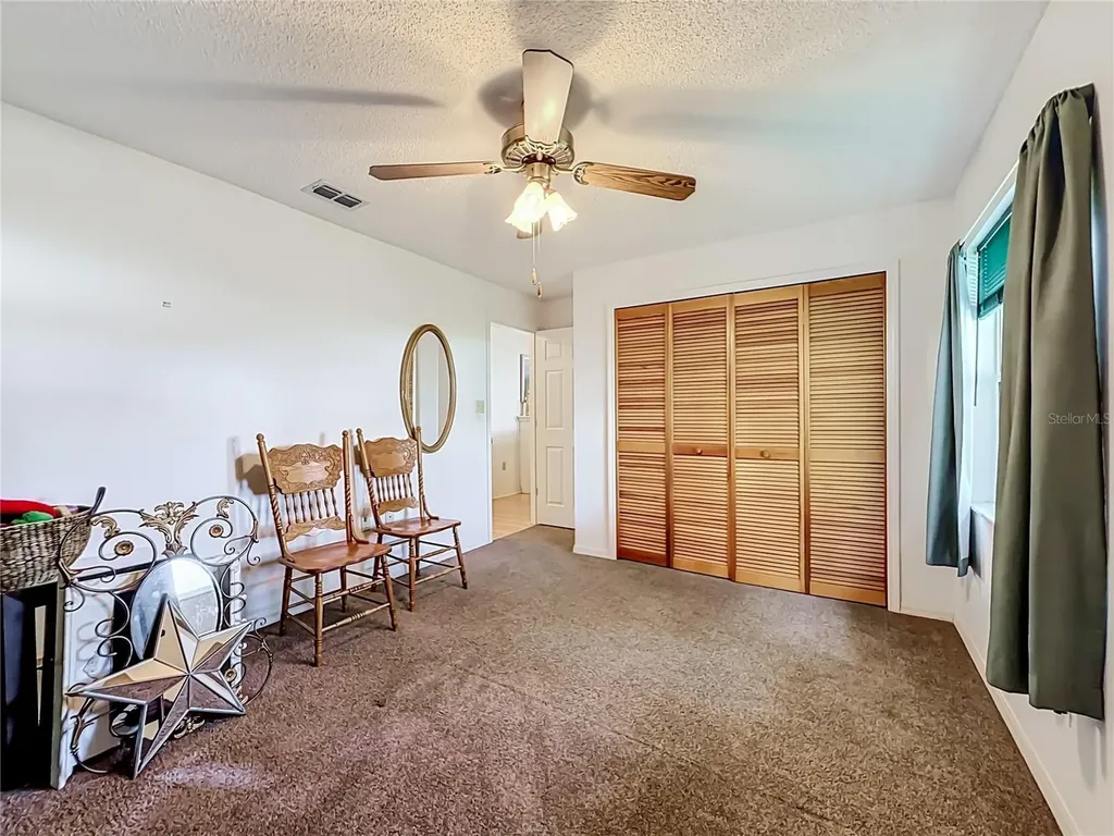 33909 Linda Lane Leesburg FL 34788