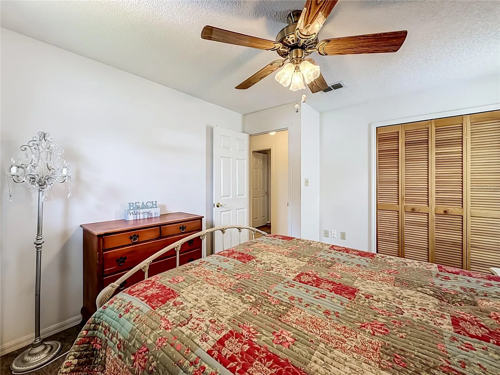 33909 Linda Lane Leesburg FL 34788