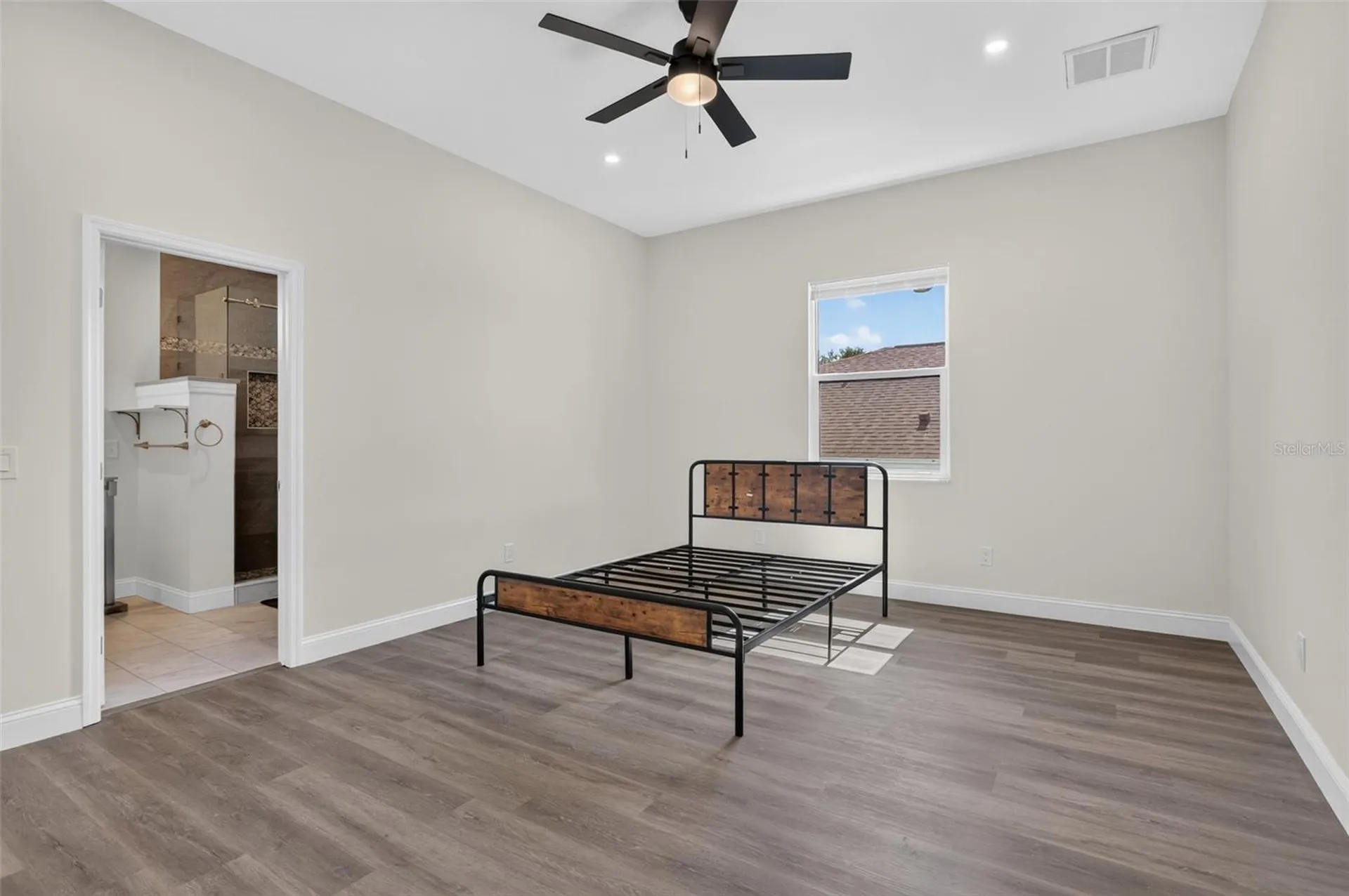 3022 W Douglas Street Tampa FL 33607