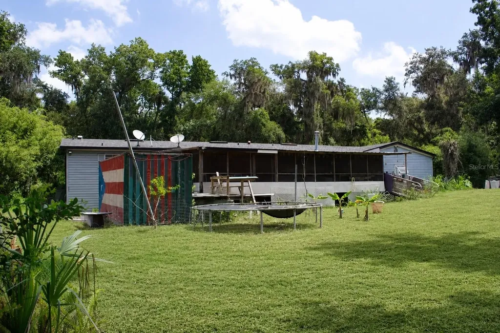 355 S Stacy Grove Rd, Road Oak Hill FL 32759
