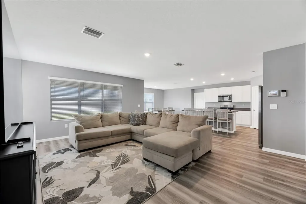 1697 Sourwood Drive Ruskin FL 33570