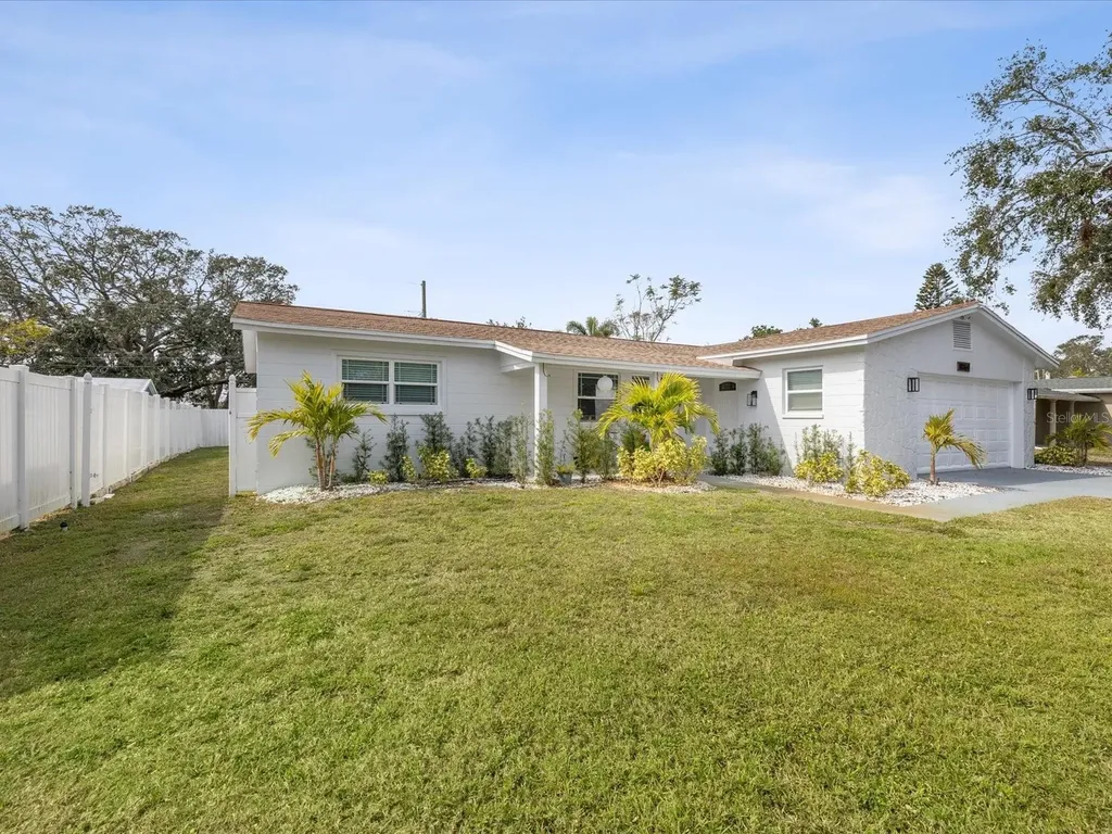10264 Oakhurst Road Largo FL 33774