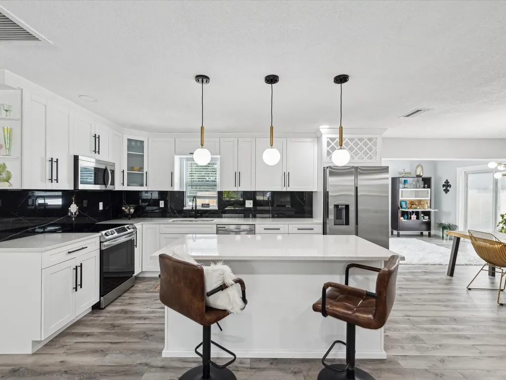 10264 Oakhurst Road Largo FL 33774