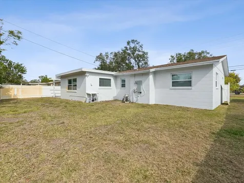 10264 Oakhurst Road Largo FL 33774