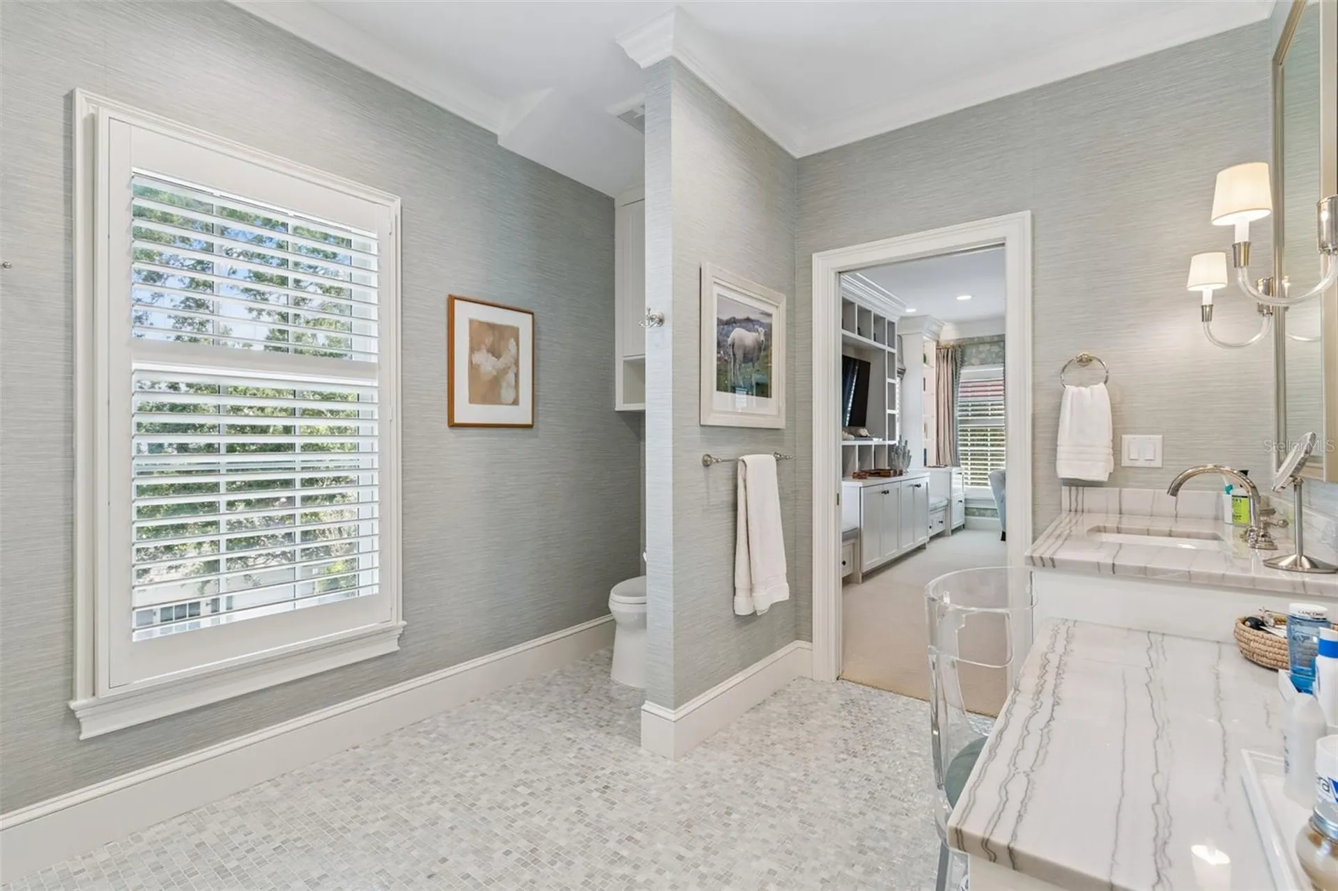 2414 W Country Club Avenue Tampa FL 33611