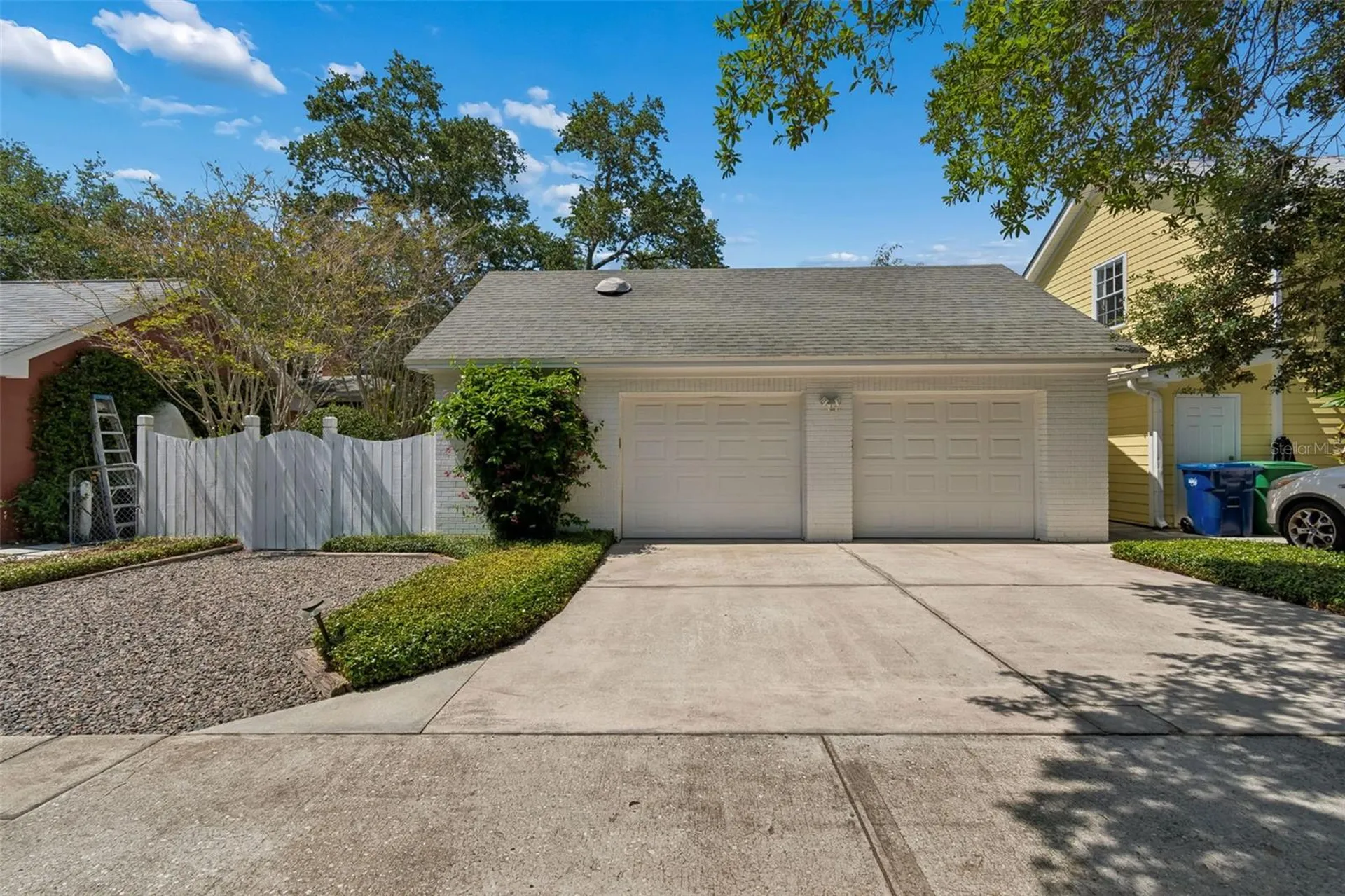 2414 W Country Club Avenue Tampa FL 33611