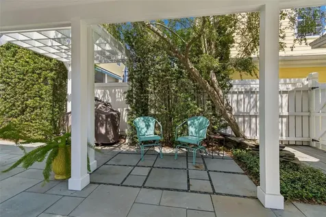 2414 W Country Club Avenue Tampa FL 33611