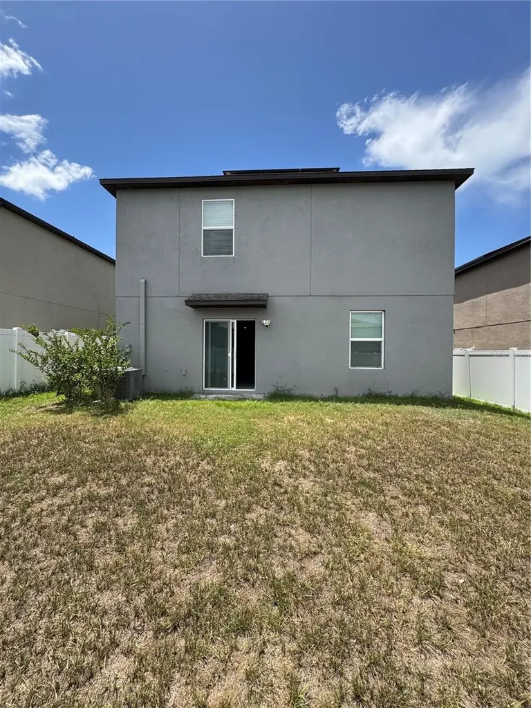36569 Smithfield Lane Zephyrhills FL 33541