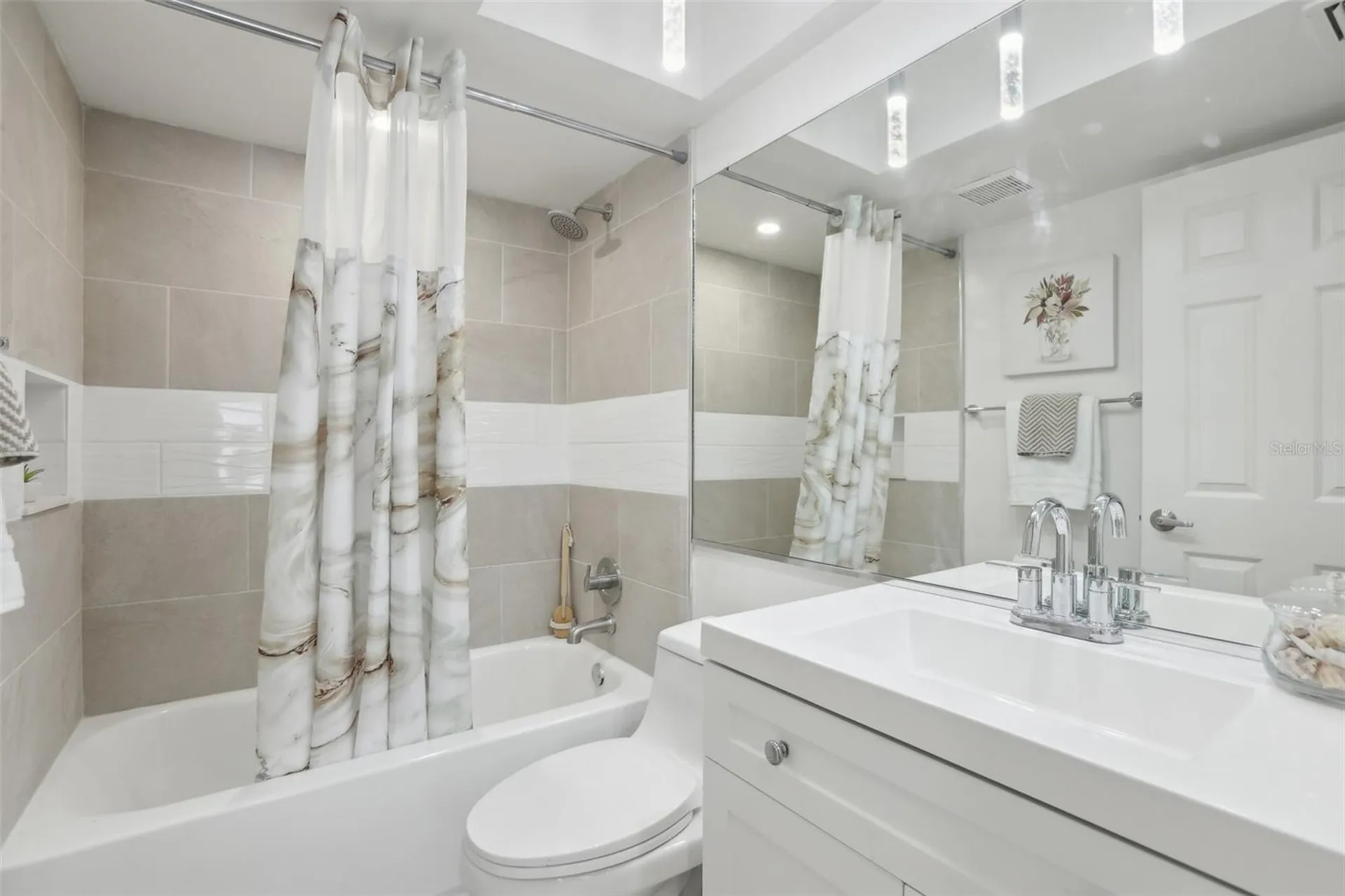 7698 Cardiff Court St Petersburg FL 33709