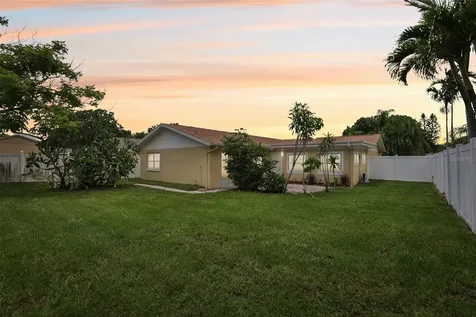 7698 Cardiff Court St Petersburg FL 33709