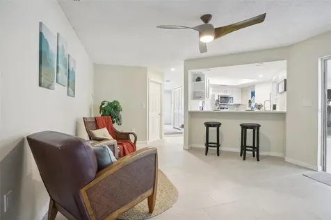 7698 Cardiff Court St Petersburg FL 33709