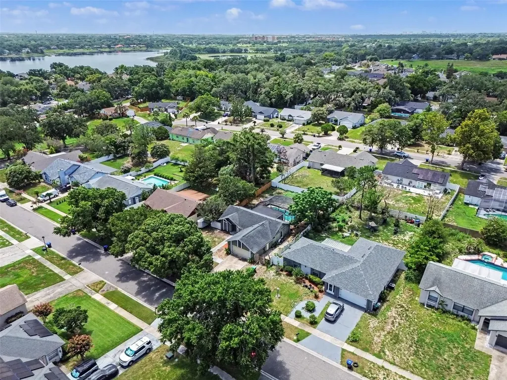 7774 Barberry Drive Orlando FL 32835