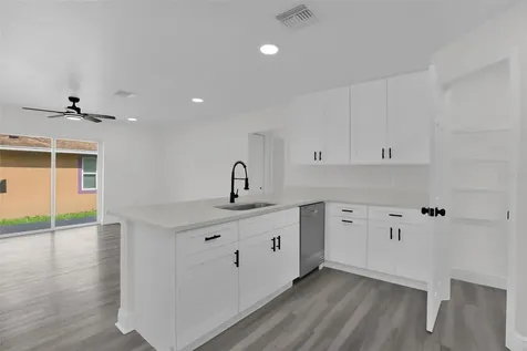 1704 W 15th Street Sanford FL 32771