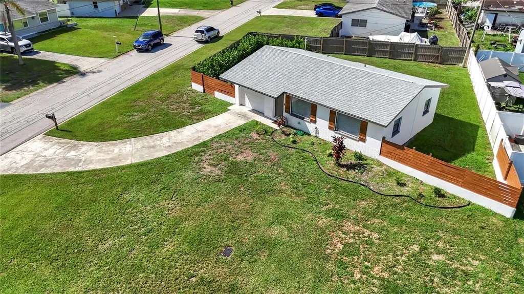 5856 Mckee Lake Drive N St Petersburg FL 33709