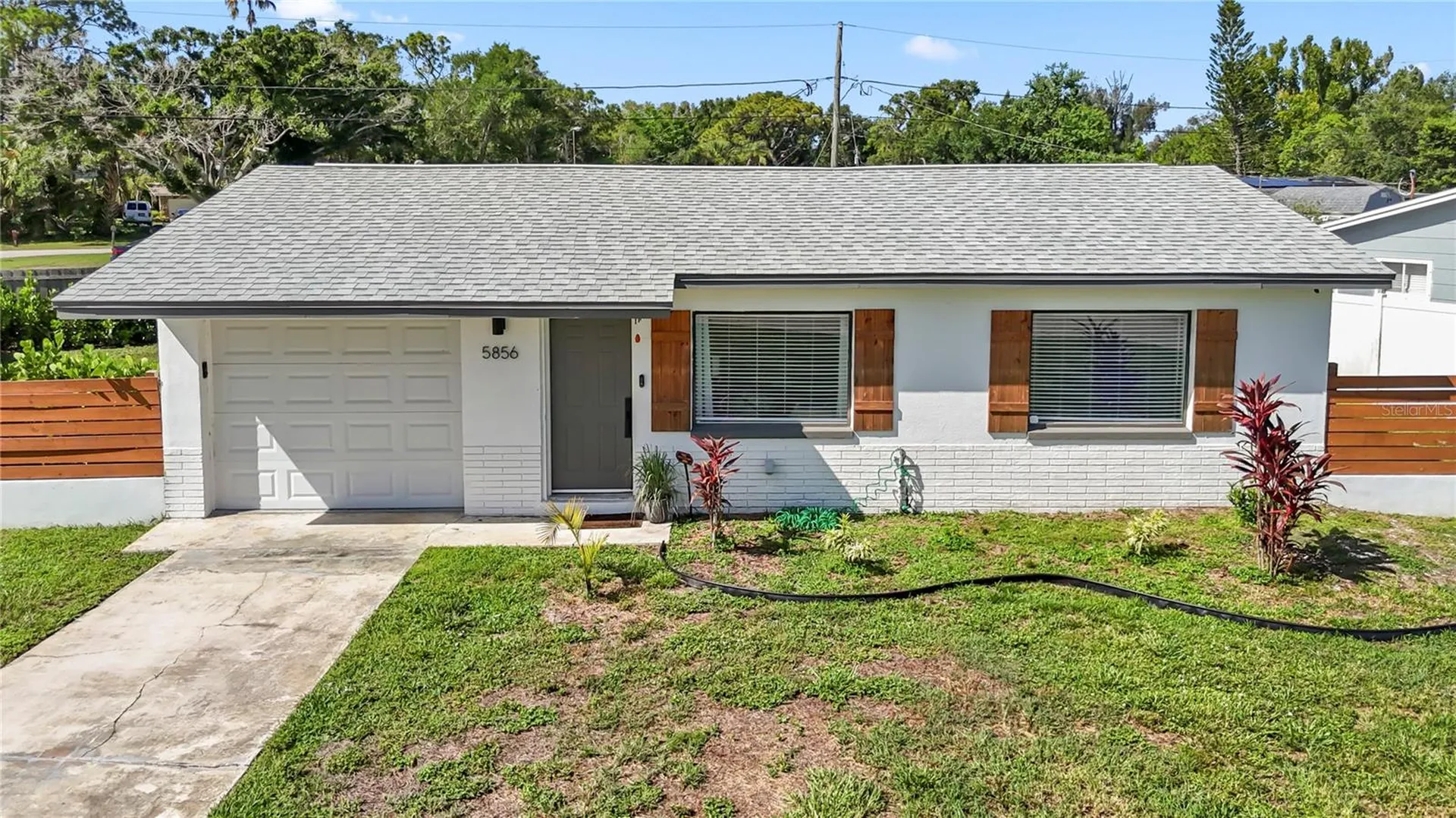 5856 Mckee Lake Drive N St Petersburg FL 33709