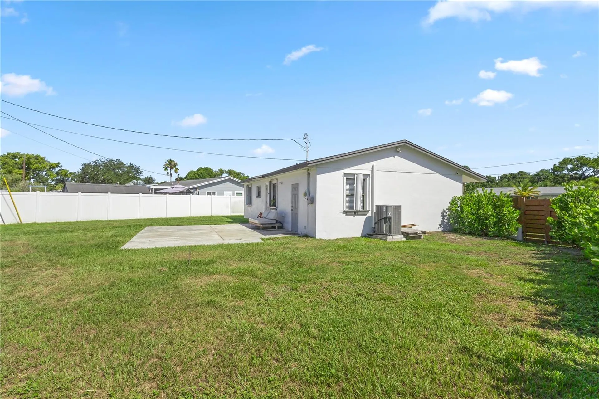 5856 Mckee Lake Drive N St Petersburg FL 33709