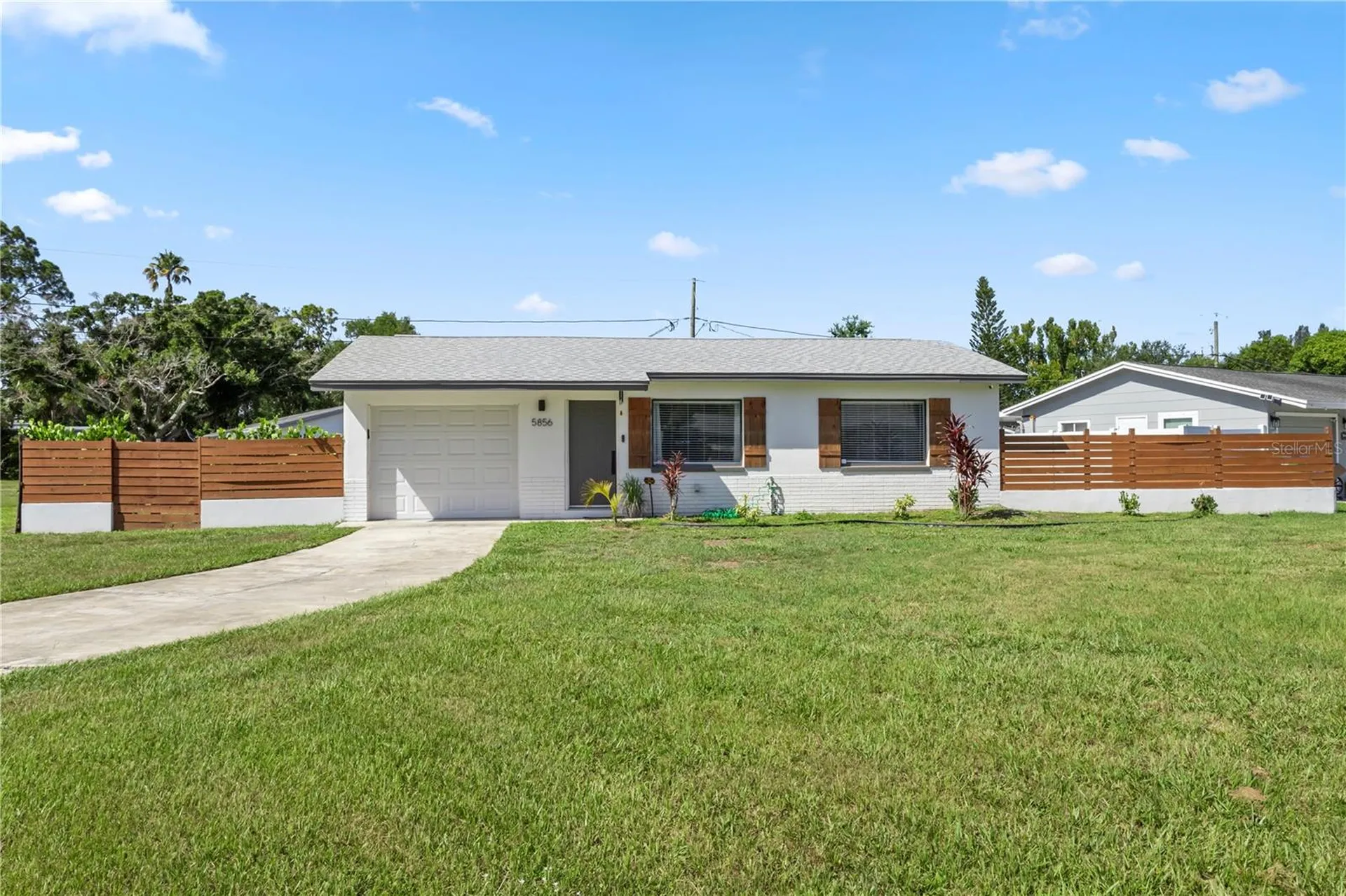 5856 Mckee Lake Drive N St Petersburg FL 33709