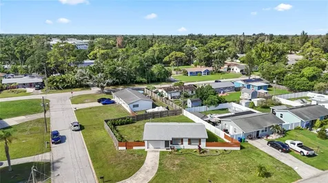 5856 Mckee Lake Drive N St Petersburg FL 33709