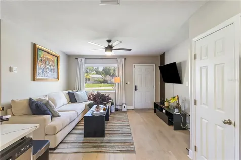 5856 Mckee Lake Drive N St Petersburg FL 33709