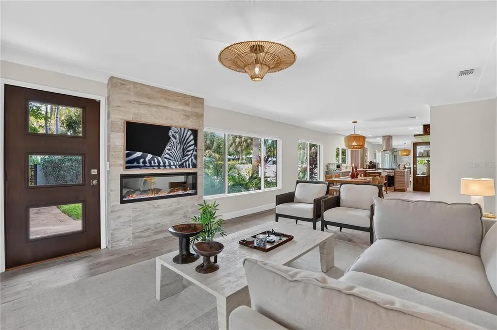 418 Sapphire Drive Sarasota FL 34234