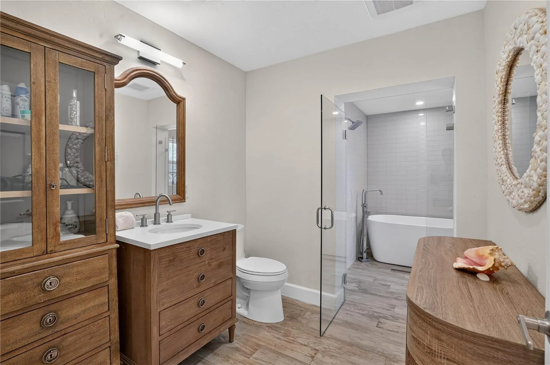418 Sapphire Drive Sarasota FL 34234