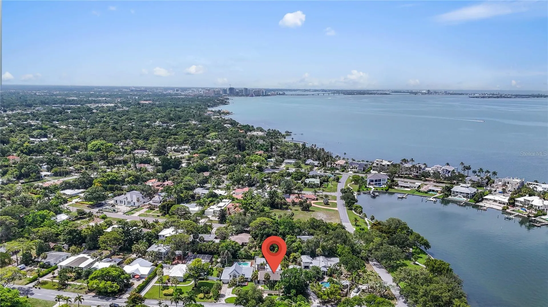 418 Sapphire Drive Sarasota FL 34234