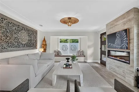 418 Sapphire Drive Sarasota FL 34234