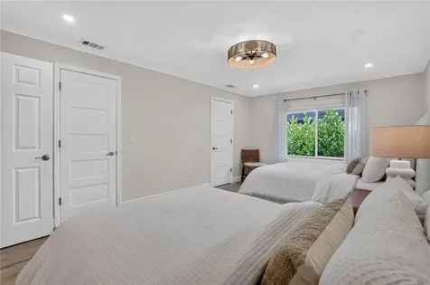 418 Sapphire Drive Sarasota FL 34234