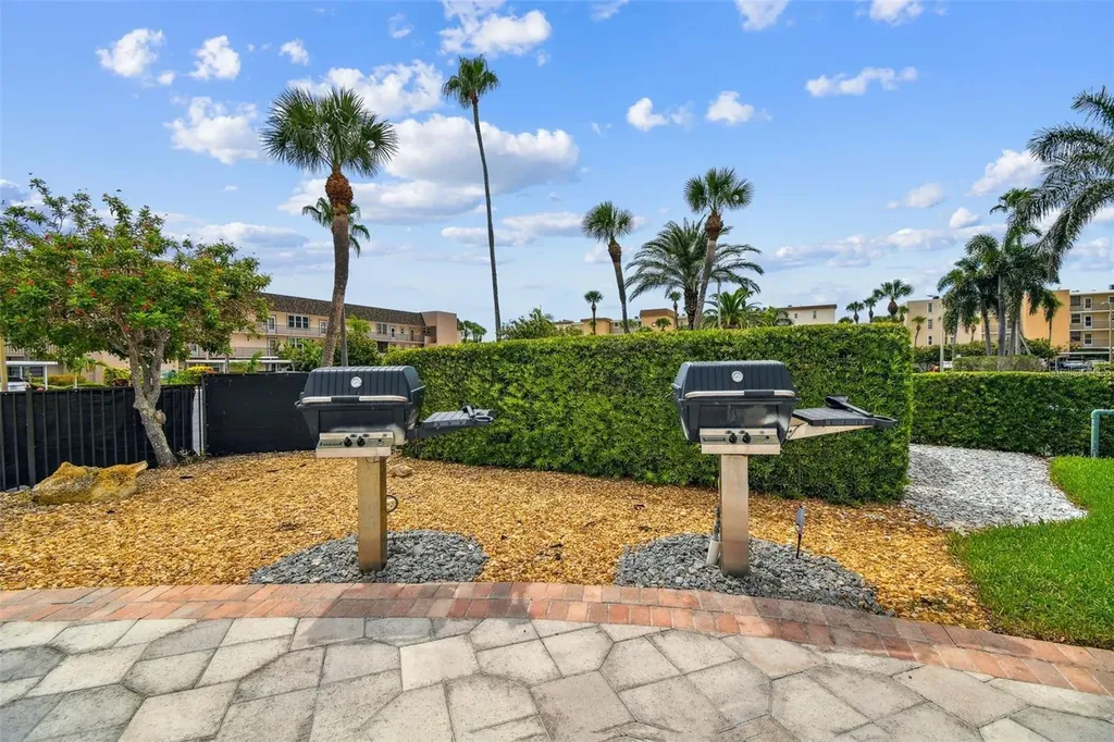 7600 Sun Island Drive S South Pasadena FL 33707