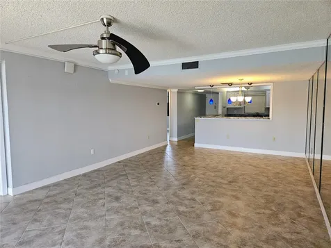 7600 Sun Island Drive S South Pasadena FL 33707