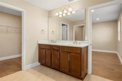 2049 Heart Lake Drive Groveland FL 34736