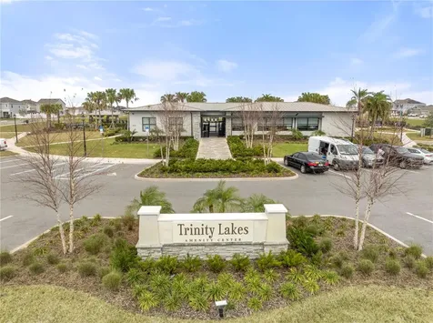 2049 Heart Lake Drive Groveland FL 34736