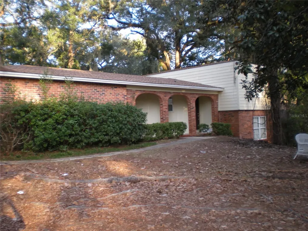 1919 Nanticoke Circle Tallahassee FL 32303