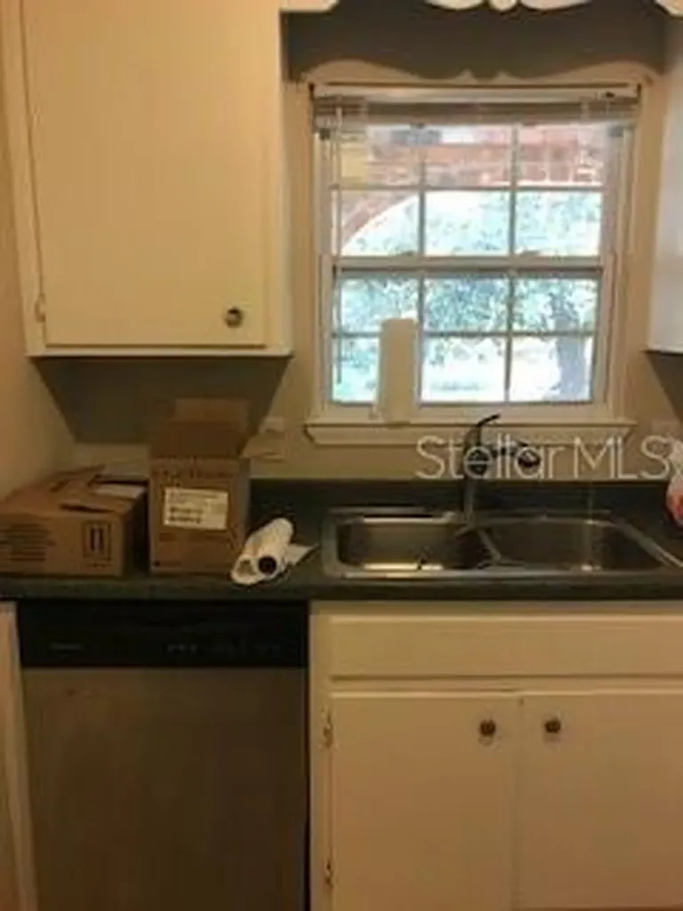 1919 Nanticoke Circle Tallahassee FL 32303