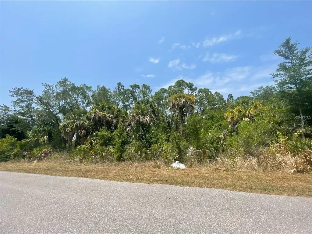 348 Ramblewood Street Port Charlotte FL 33953