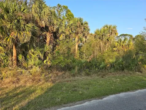 348 Ramblewood Street Port Charlotte FL 33953