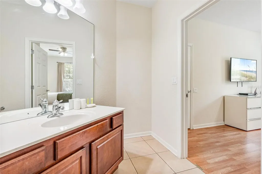 4114 Breakview Drive Orlando FL 32819