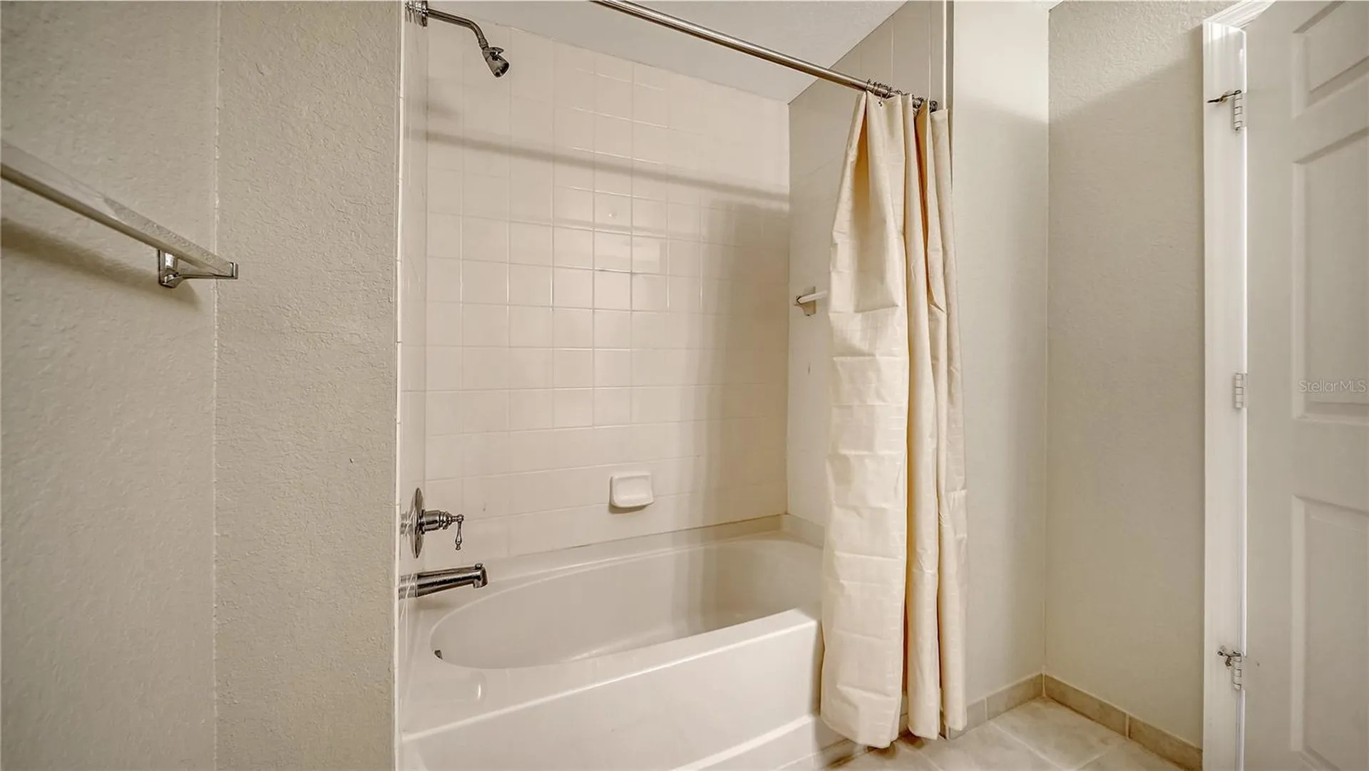 1064 N Tamiami Trail Sarasota FL 34236
