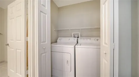 1064 N Tamiami Trail Sarasota FL 34236