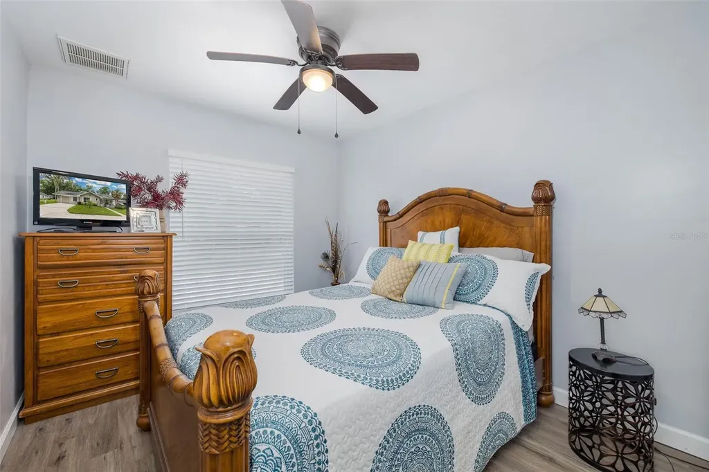 5708 Homecrest Road New Port Richey FL 34652