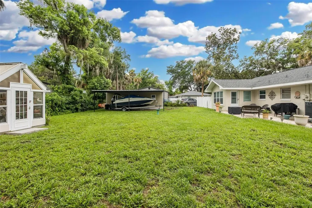 5708 Homecrest Road New Port Richey FL 34652