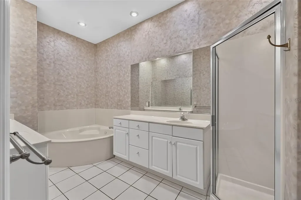 4588 NE 4th Street Ocala FL 34470