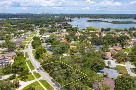 Gran Lac Avenue Belle Isle FL 32812