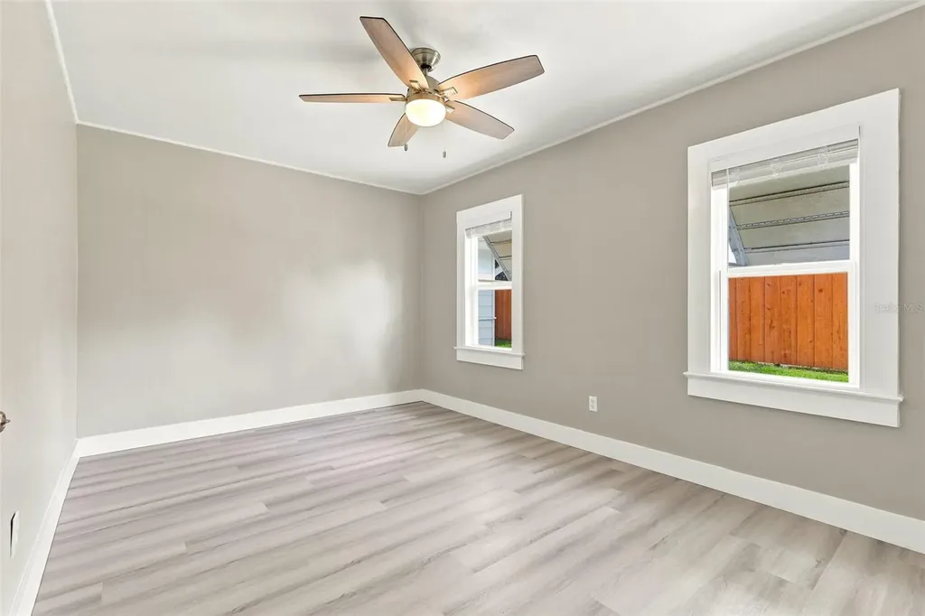 2704 E Jefferson Street Orlando FL 32803