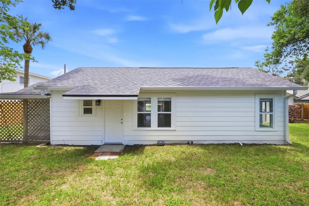 2704 E Jefferson Street Orlando FL 32803