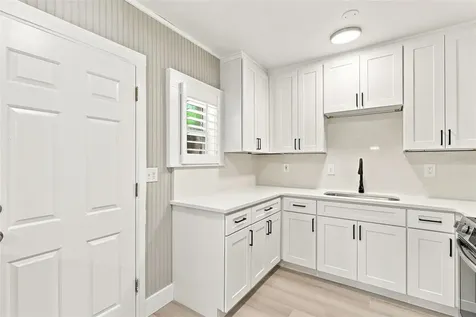 2704 E Jefferson Street Orlando FL 32803