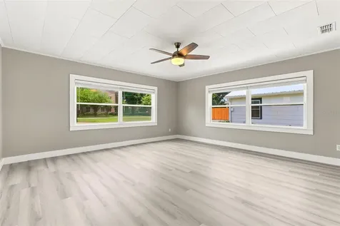 2704 E Jefferson Street Orlando FL 32803