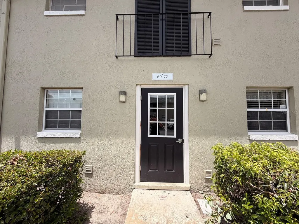 525 Conway Road Orlando FL 32807